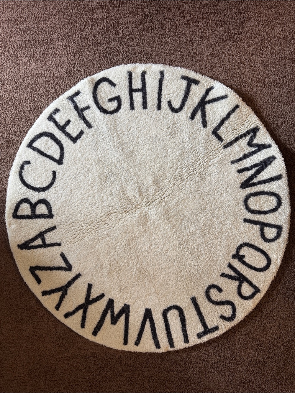 🖤🤍 EUC Round Alphabet Accent Rug | ABC Floor Mat